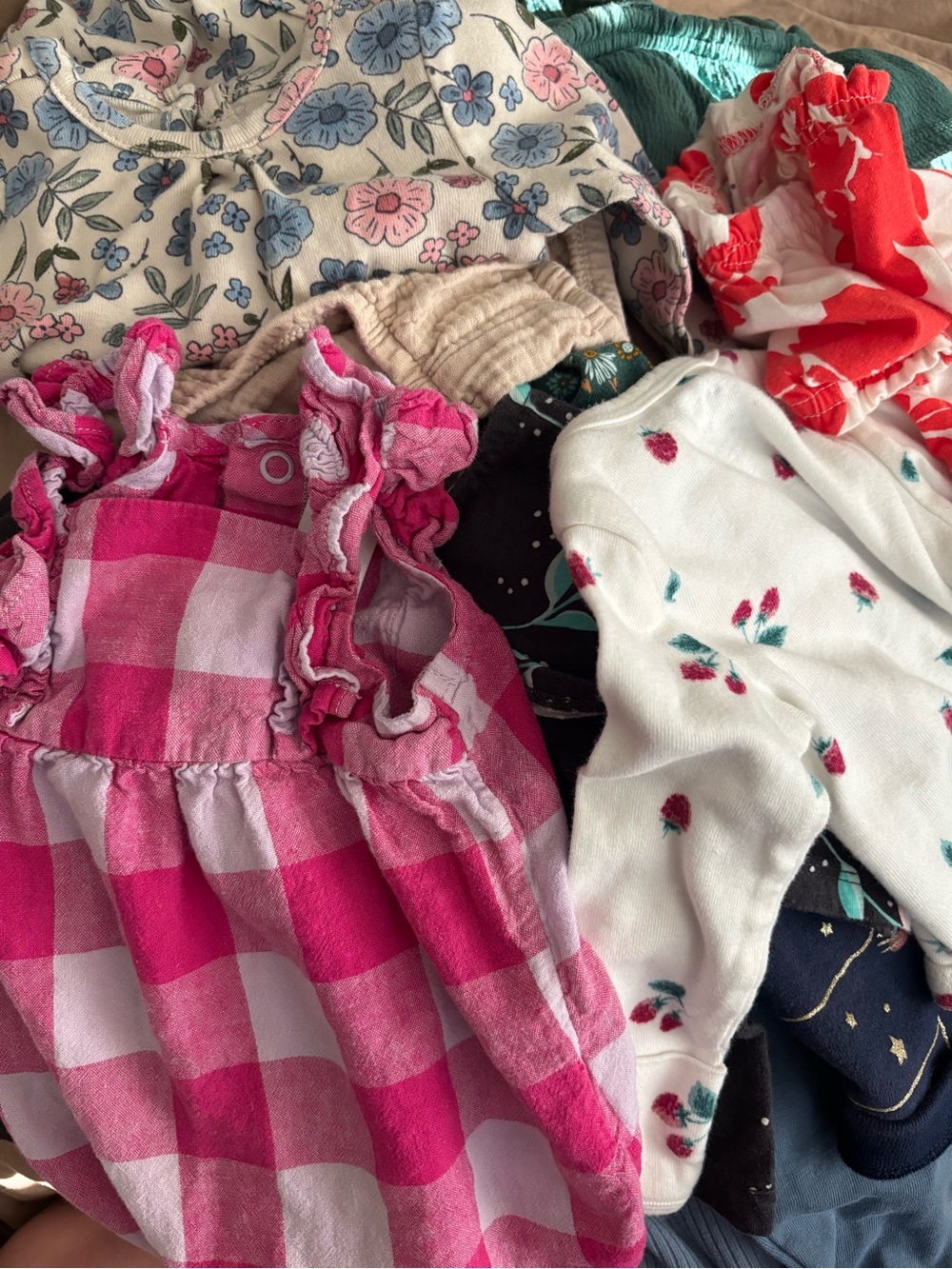 Carter’s 3 month clothes 12 piece baby bundle